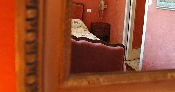 Logis Le Printemps Hotel Restaurant - Montelimar Room photo